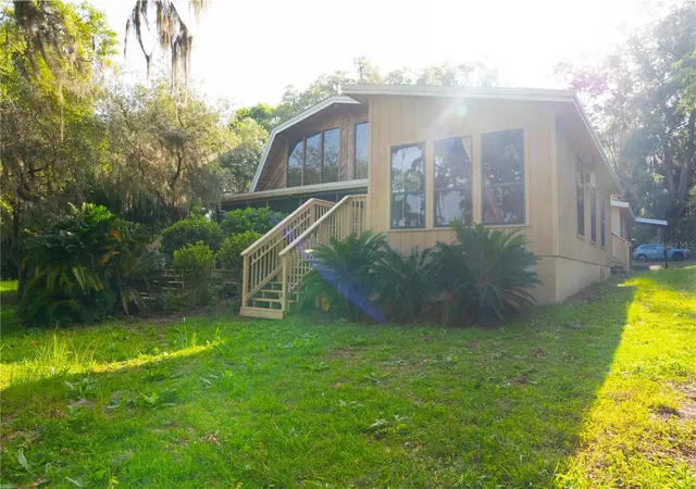 5th image of 122 Cowpen Ln, Hawthorne, FL 32640 | MLS# GC542056