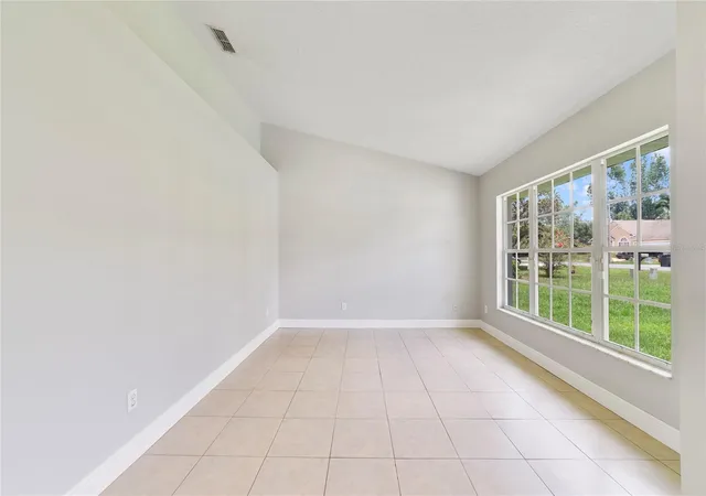 2nd image of 309 Wild Forrest Dr, Davenport, FL 33837 | MLS# O6426181
