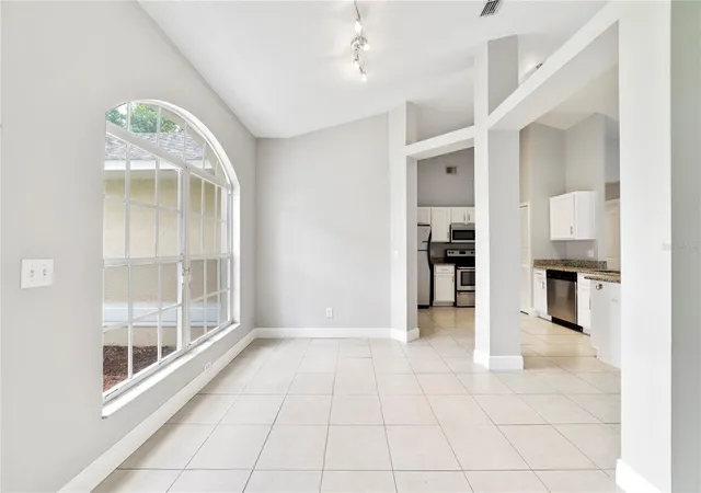 4th image of 309 Wild Forrest Dr, Davenport, FL 33837 | MLS# O6426181