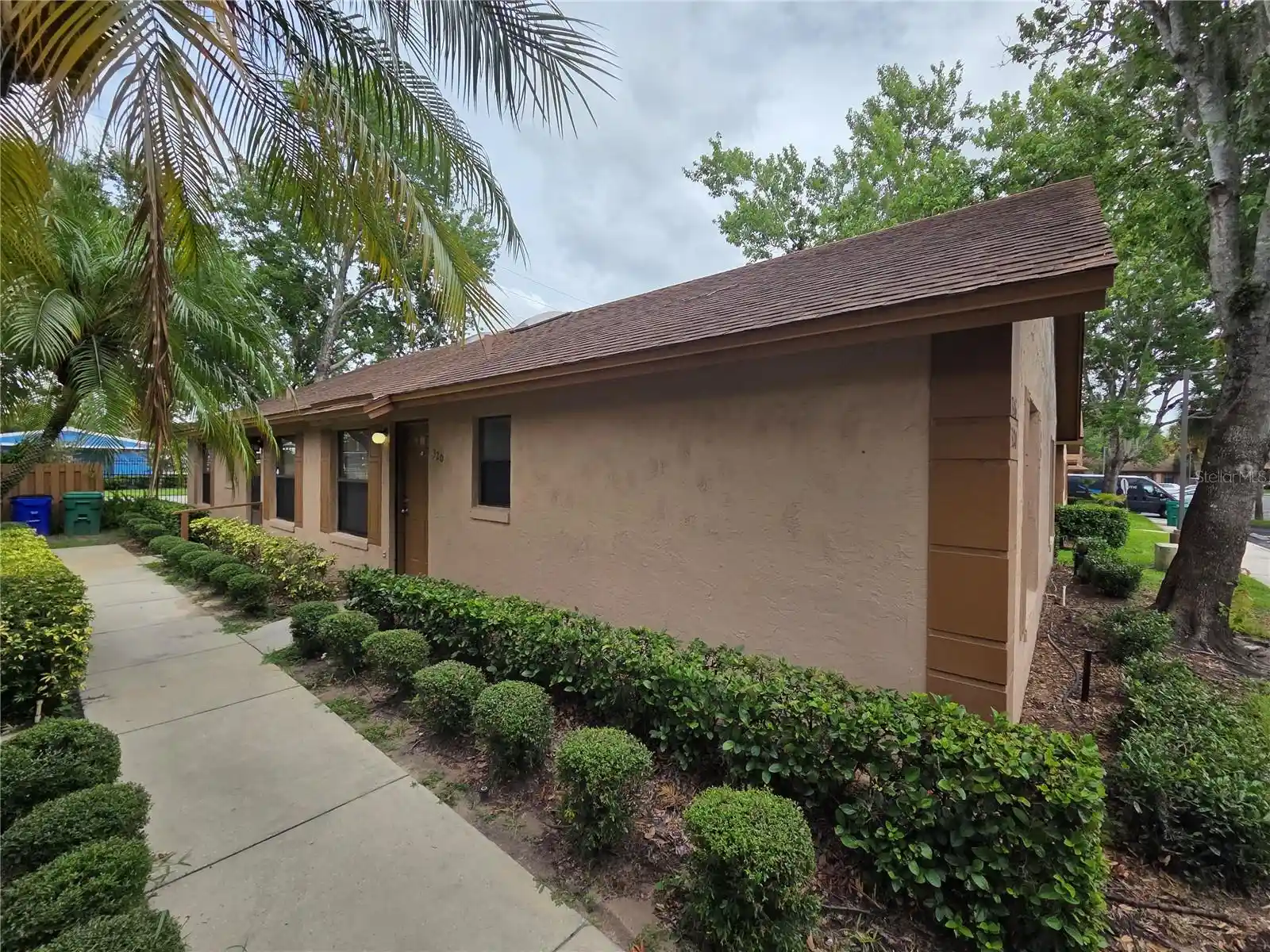 Listing Photo 2 - Condo for sale in 320 Eron Wy located at 320 Eron Wy, WINTER GARDEN, FL 34787 - Unit 320 Eron Way