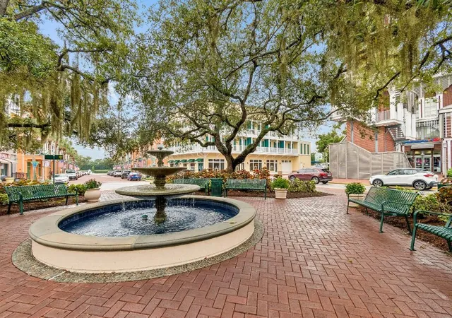 Listing Photo 2 - Condo for sale in building located at 600 Market St, CELEBRATION, FL 34747 - Unit #230