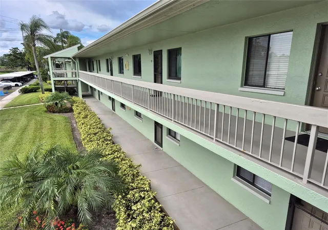 4th image of 222 Caryl Wy, Oldsmar, FL 34677 | MLS# TB8530417