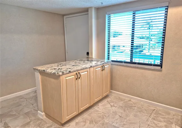 5th image of 222 Caryl Wy, Oldsmar, FL 34677 | MLS# TB8530417