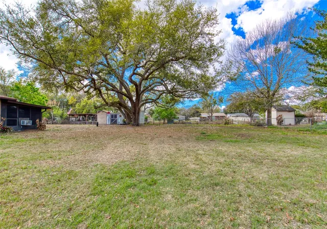Land for sale at 0 Lois Dr, TAVARES, FL 32778 | MLS# V4950282
