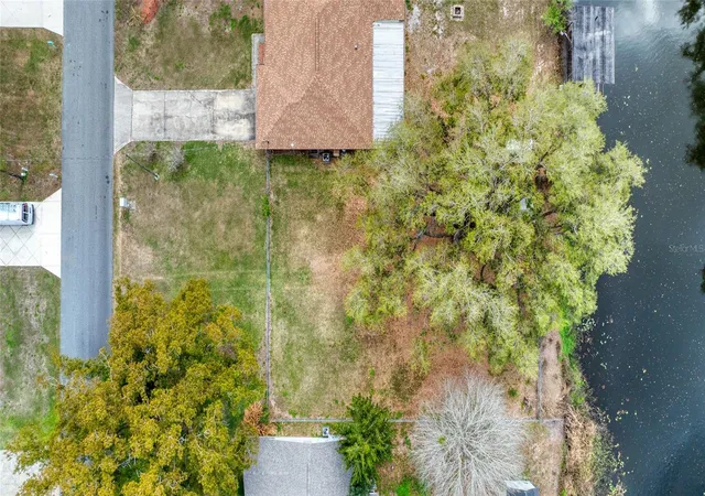 Photo 2 of Land for sale at 0 Lois Dr, Tavares, FL 32778 | MLS# V4950282 | Listing updated on 2026-09-14
