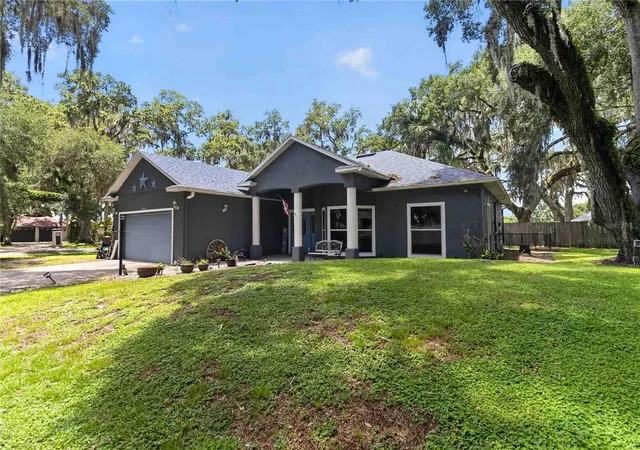 Photo 4 of Single family home for sale at 1260 Pecan St, Kissimmee, FL 34744 | MLS# O6426199 | Listing updated on 2026-09-20