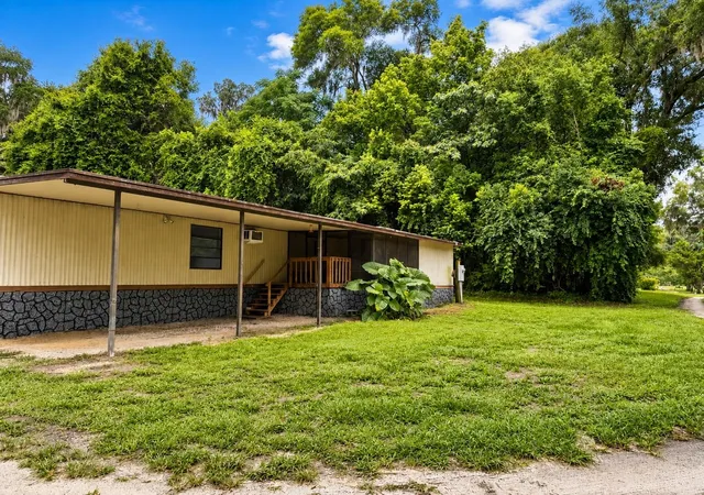 1st image of 3820 Se 93rd Pl, Ocala, FL 34480 | MLS# OM728722