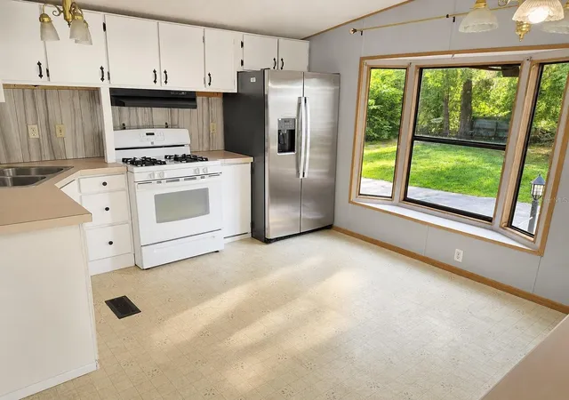 4th image of 3820 Se 93Rd Pl, Ocala, FL 34480 | MLS# OM728722