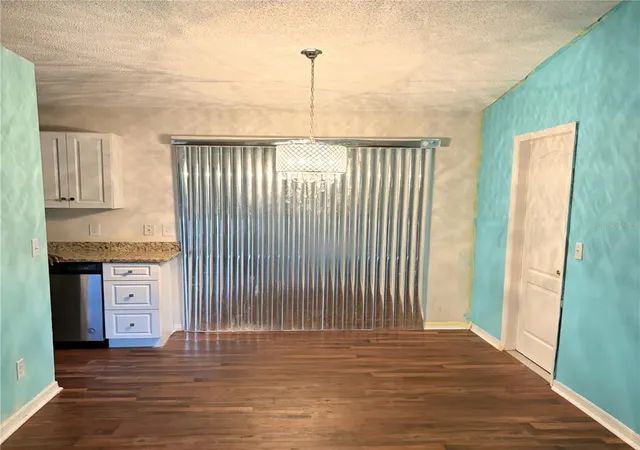 Photo 2 of Single family home for sale at 2404 NE 32nd Place, Ocala, FL 34479 | MLS# OM728728 | Listing updated on 2026-09-08