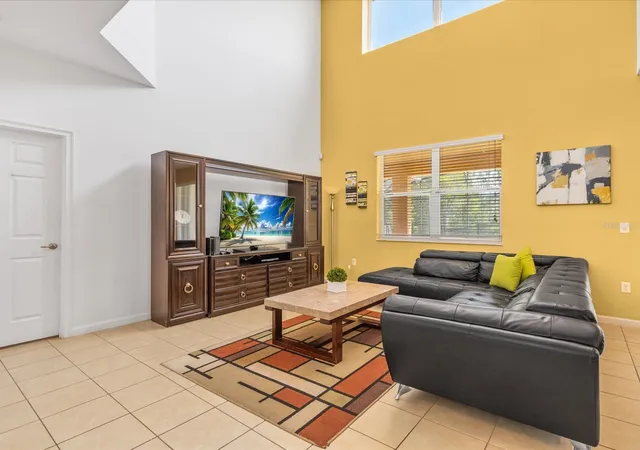 2nd image of 411 Cabello Dr, Davenport, FL 33837 | MLS# O6426242