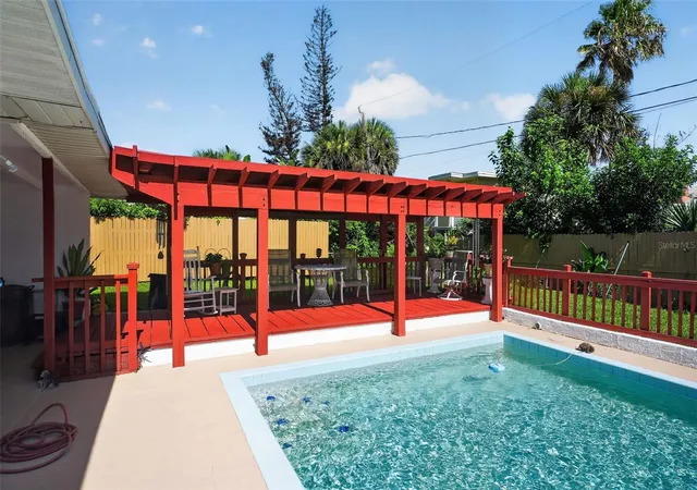 Photo 3 of Single family home for sale at 2525 Coral Way W, Daytona Beach, FL 32118 | MLS# V4950286 | Listing updated on 2026-10-08