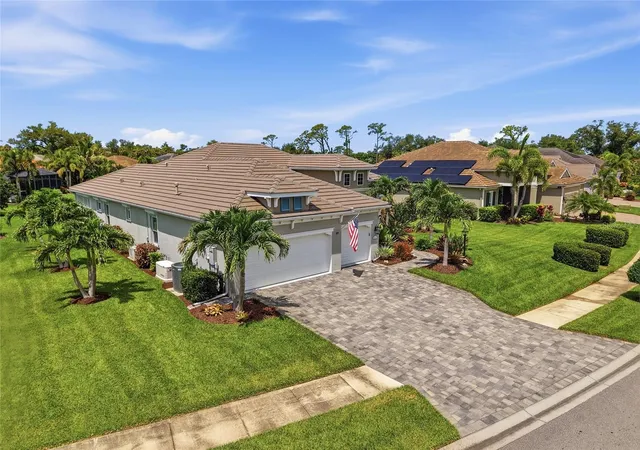 Photo 3 of Sale Pending at 21253 Chattahoochee Ave, Venice, FL 34293 | MLS# N6145061 | Listing updated on 2026-08-08