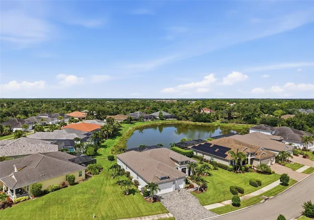 Photo 4 of Sale Pending at 21253 Chattahoochee Ave, Venice, FL 34293 | MLS# N6145061 | Listing updated on 2026-08-08