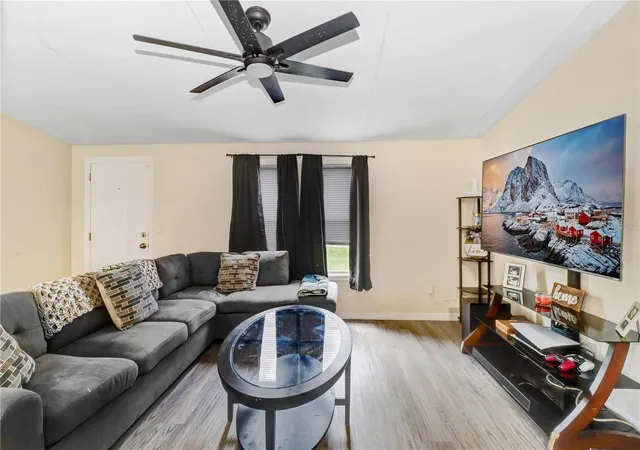 2nd image of 1135 Dean St, Mulberry, FL 33860 | MLS# TB8530483