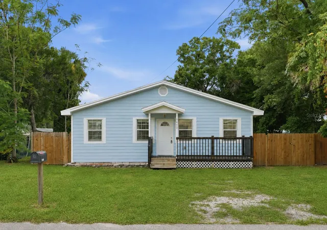 Photo 1 of Single family home for sale at 9402 North 12th St, Tampa, FL 33612 | MLS# TB8530484 | Listing updated on 2026-09-13