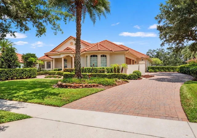 Photo 2 of Single family home for sale at 32516 Hawks Lake Ln, Sorrento, FL 32776 | MLS# O6426244 | Listing updated on 2026-09-23