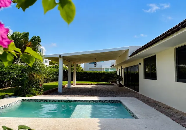 Photo 2 of Single family home for sale at 5 Histela Punta Las Marias, San Juan, PR 00913 | MLS# PR9122848 | Listing updated on 2026-08-04