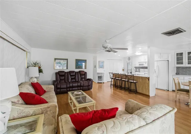 5th image of 5510 Denmark Dr, Bradenton, FL 34207 | MLS# D6148133