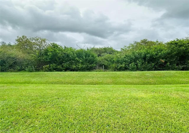 Photo 4 of House for sale at 13412 SW Pembroke Cir N, Lake Suzy, FL 34269 | MLS# C7528538 | Listing updated on 2026-09-24