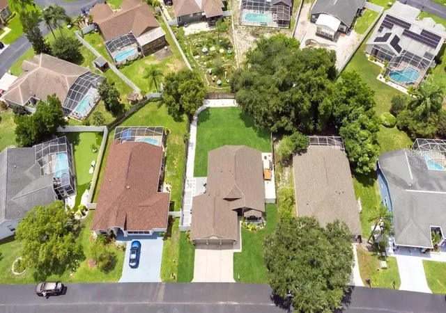 Photo 3 of Single family home for sale at 10551 Magrath Ln, New Port Richey, FL 34654 | MLS# W7887776 | Listing updated on 2026-10-16