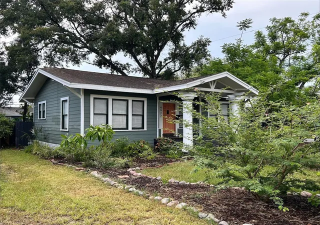 Photo 2 of Single family home for sale at 4922 N Suwanee Ave, Tampa, FL 33603 | MLS# TB8530507 | Listing updated on 2026-08-27
