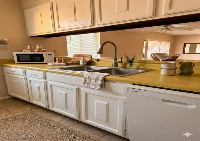5th image of 1412 Oak Pl #J, Apopka, FL 32712 | MLS# O6426278