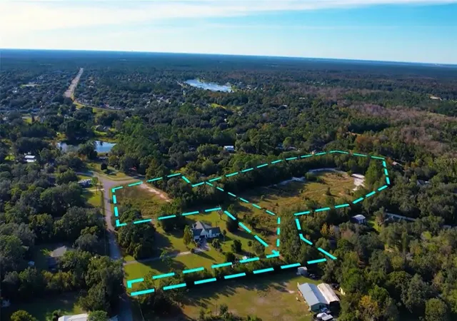 Photo 3 of Land for sale at Lot 10 Overlook Dr, Chuluota, FL 32766 | MLS# O6426282 | Listing updated on 2026-09-08