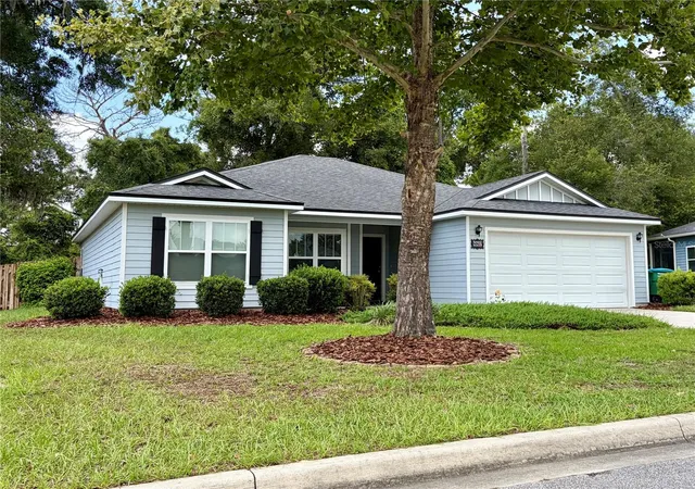 1st image of 882 Nw 256th Wy, Newberry, FL 32669 | MLS# GC542066