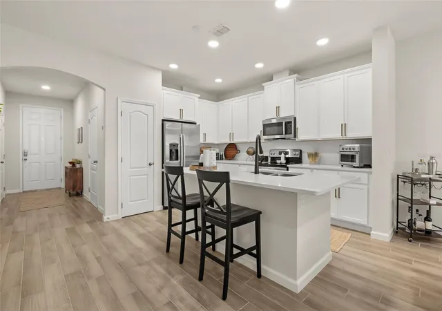 3rd image of 3040 Pilot House Pl, Oviedo, FL 32765 | MLS# O6426285