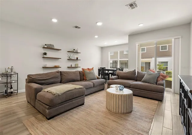5th image of 3040 Pilot House Pl, Oviedo, FL 32765 | MLS# O6426285