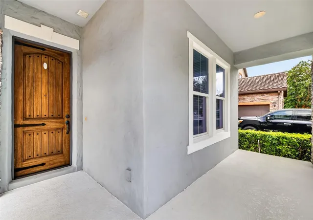 Photo 3 of Single family home for sale at 14681 Seton Crk Blvd, Winter Garden, FL 34787 | MLS# G5115256 | Listing updated on 2026-10-20