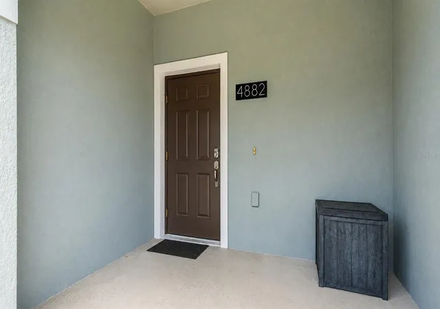 Photo 3 of Townhouse for sale at 4882 Clock Tower Dr, Kissimmee, FL 34746 | MLS# S5153976 | Listing updated on 2026-09-16