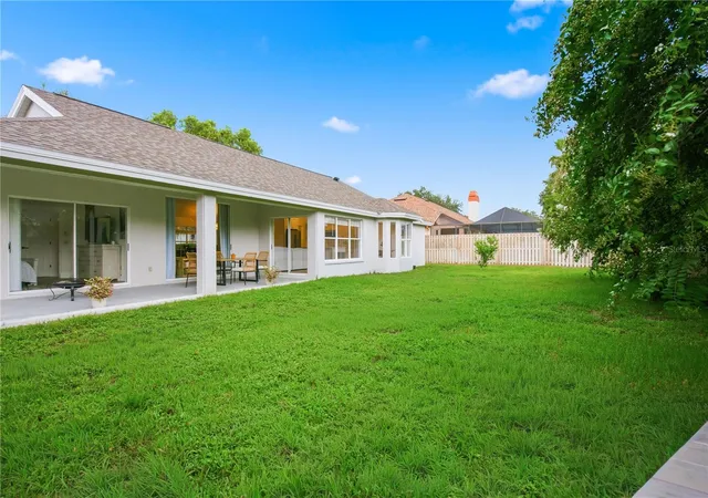 5th image of 16607 Longleat Dr, Lutz, FL 33549 | MLS# TB8530521