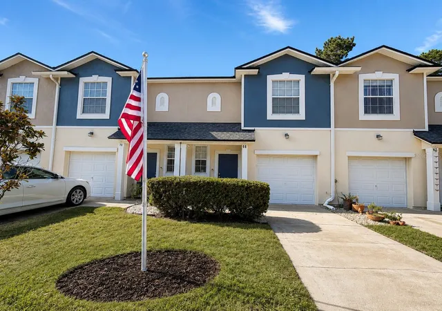 Townhouse for sale at 66 Moultrie Village Ln, Saint Augustine, FL 32086 | MLS# O6426305