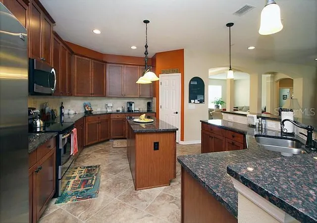 Photo 3 of Single family home for sale at 1195 Lattimore Dr, Clermont, FL 34711 | MLS# G5115266 | Listing updated on 2026-09-12
