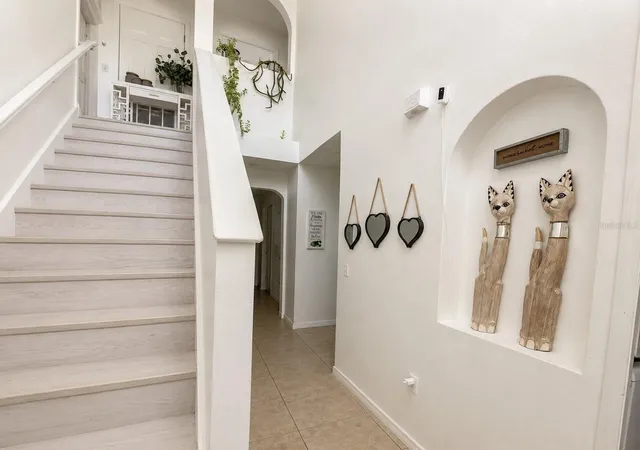 Photo 2 of Single family home for sale at 984 Derbyshire Dr, Kissimmee, FL 34758 | MLS# O6426322 | Listing updated on 2026-09-02