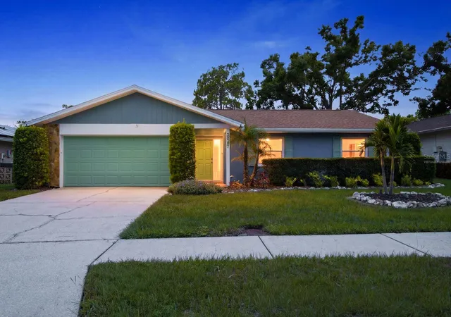 Photo 1 of Single family home for sale at 3047 Cascade Dr, Clearwater, FL 33761 | MLS# TB8530550 | Listing updated on 2026-10-22