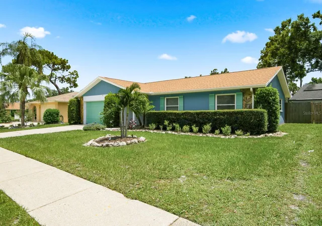 Photo 3 of Single family home for sale at 3047 Cascade Dr, Clearwater, FL 33761 | MLS# TB8530550 | Listing updated on 2026-10-22