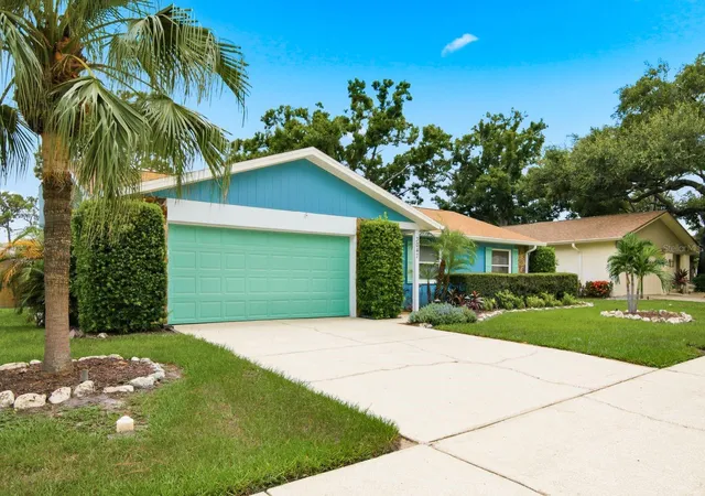 4th image of 3047 Cascade Dr, Clearwater, FL 33761 | MLS# TB8530550