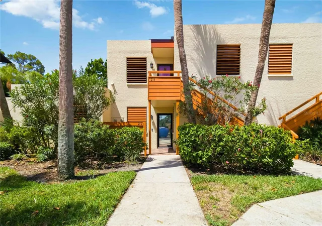 Photo 2 of Condo for sale at 218 Pineneedle Dr #218, Bradenton, FL 34210 | MLS# A4700430 | Listing updated on 2026-08-20