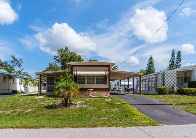 Photo 1 of Manufactured home for sale at 5539 Oak Ridge Ave, New Port Richey, FL 34652 | MLS# W7887783 | Listing updated on 2026-08-10
