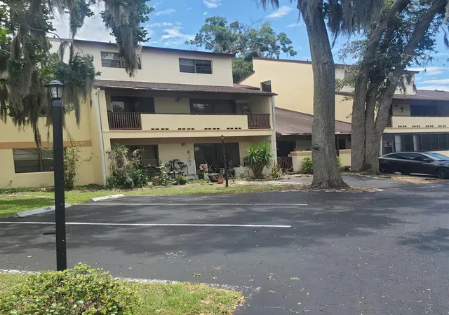 5th image of 3525 E Fort King St #244, Ocala, FL 34470 | MLS# OM728752