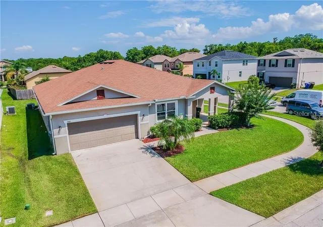 Photo 2 of Single family home for sale at 1501 Angler Ave, Kissimmee, FL 34746 | MLS# O6426341 | Listing updated on 2026-08-21