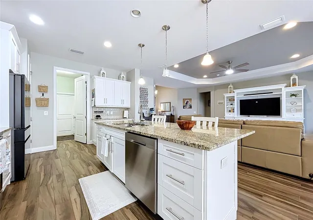 Photo 3 of Single family home for sale at 6104 Highlands Grace Blvd, Lakeland, FL 33812 | MLS# TB8530579 | Listing updated on 2026-10-13