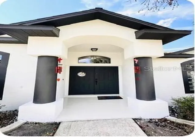 Photo 2 of Single family home for sale at 14 Wayland Pl, Palm Coast, FL 32164 | MLS# FC320058 | Listing updated on 2026-08-07