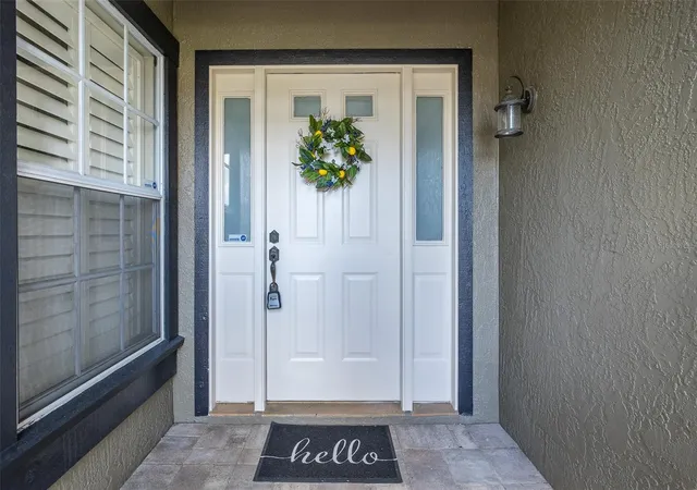 Photo 3 of Single family home for sale at 4242 Northampton Dr, New Port Richey, FL 34653 | MLS# W7887787 | Listing updated on 2026-08-30