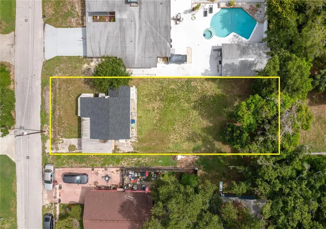 Photo 3 of Single family home for sale at 3905 N Clearfield Ave, Tampa, FL 33603 | MLS# L4963607 | Listing updated on 2026-09-14