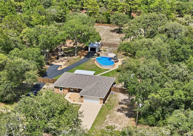 Photo 3 of Single family home for sale at 4171 Sw Shasta Ct, Dunnellon, FL 34431 | MLS# TB8530612 | Listing updated on 2026-08-27