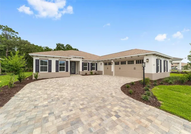 Photo 3 of Single family home for sale at 10787 SW 96th Lane, Ocala, FL 34481 | MLS# OM728762 | Listing updated on 2026-08-22