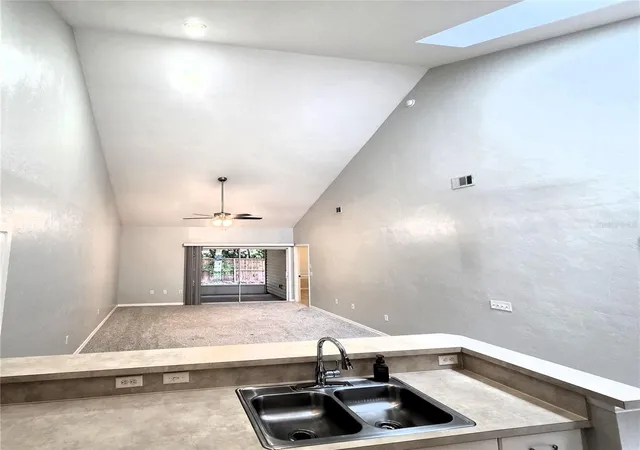 5th image of 13200 W Newberry Rd #BB155, Newberry, FL 32669 | MLS# GC542071